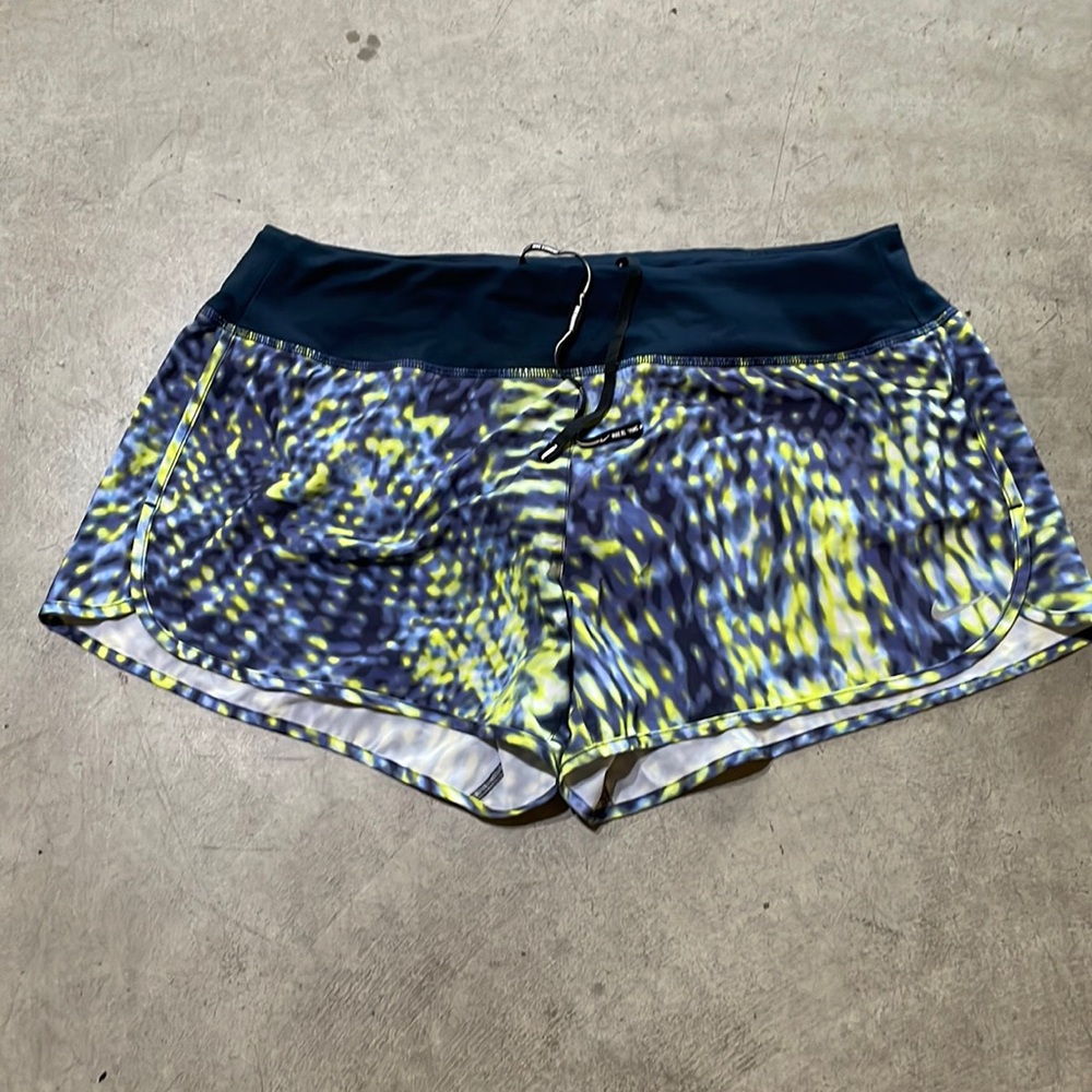 NIKE woman’s shorts